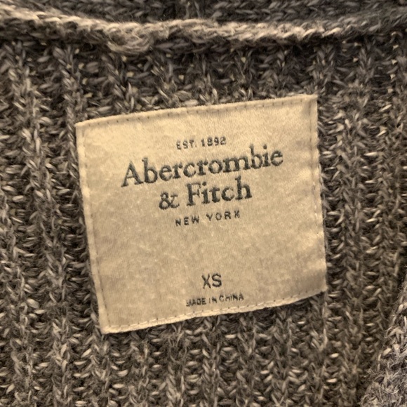 **SOLD**Abercrombie and Fitch cardigan bundle lot - 2 pieces - Picture 14 of 15